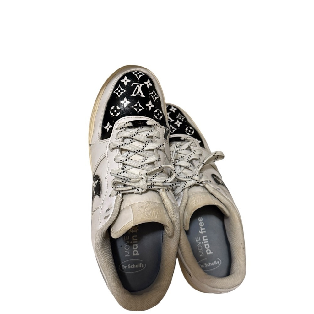 Nike Custom Black and white Sneakers - Picture 5 of 16